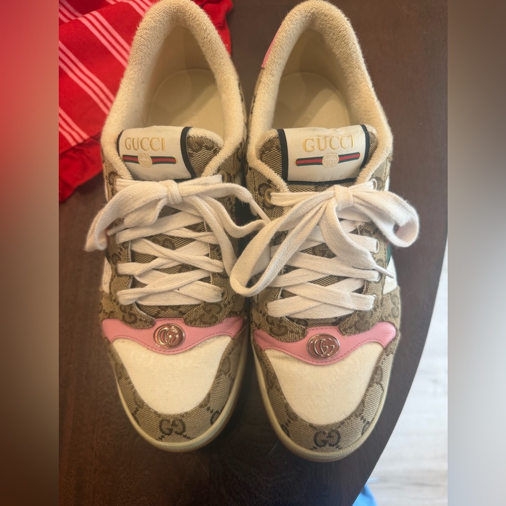 Gucci Women's Sneakers - Pink, White, and Brown